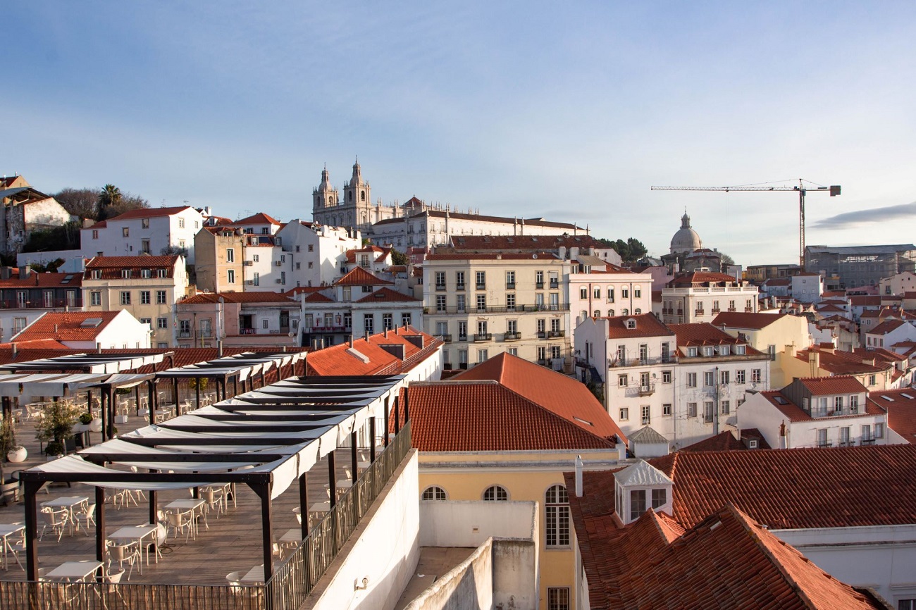 Теплый отдых у океана. Почему поездка в Португалию - одна из лучших идей для зимнего путешествия